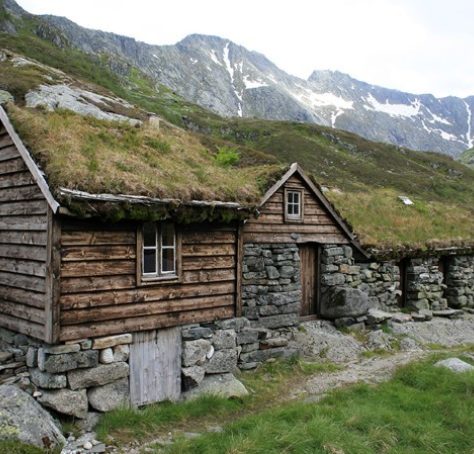 Bjørndalstølen i Hattebergsdalen